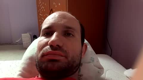 Snaiky online show from April 1, 2026, 2:14 pm