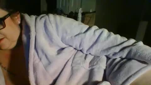 Snapshot of sparklelove69 chatting on November 9, 2025, 10:02 am Scottietee online show from November 9, 2025, 10:02 am