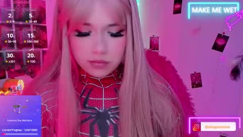  SparkleMona  online show from March 5, 2025, 4:02 am