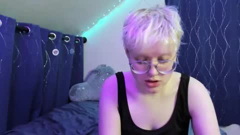 Snapshot of sparkling_water_hate_club chatting on November 25, 2025, 7:30 am Atticus Pendragon online show from November 25, 2025, 7:30 am