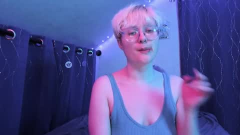 Snapshot of sparkling_water_hate_club chatting on January 12, 2026, 7:35 am Atticus Pendragon online show from January 12, 2026, 7:35 am