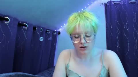 Snapshot of sparkling_water_hate_club chatting on February 7, 2026, 4:27 am Atticus Pendragon online show from February 7, 2026, 4:27 am