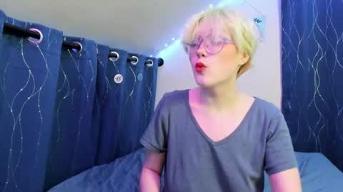 Snapshot of sparkling_water_hate_club chatting on February 14, 2026, 5:15 am Atticus Pendragon online show from February 14, 2026, 5:15 am