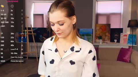 Snapshot of sparkly_k chatting on June 18, 2026, 9:14 am Kate online show from June 18, 2026, 9:14 am