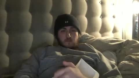 Snapshot of sparta252 chatting on December 10, 2024, 1:00 am sparta252 online show from December 10, 2024, 1:00 am