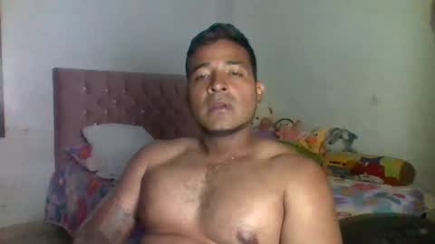 Snapshot of spartacus2025 chatting on April 6, 2026, 2:40 pm spartacus2025 online show from April 6, 2026, 2:40 pm