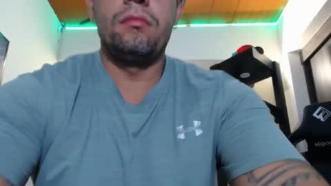 Snapshot of spartacus_cam chatting on February 20, 2026, 6:26 am online show from February 20, 2026, 6:26 am