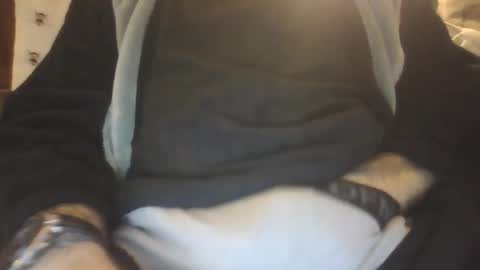 Snapshot of species98 chatting on February 22, 2025, 11:13 pm species online show from February 22, 2025, 11:13 pm