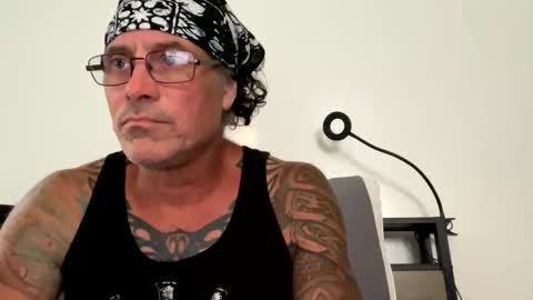 specter1972 online show from November 27, 2025, 3:58 pm