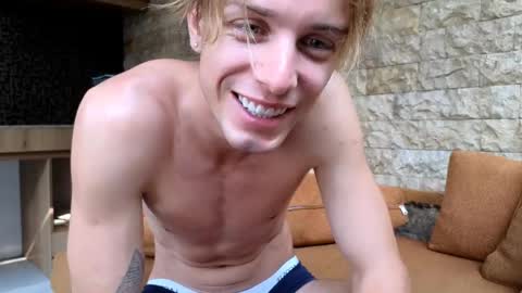 Sasha --  online show from April 3, 2026, 12:41 am