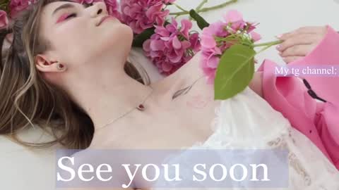 your sweet Jessy online show from December 25, 2024, 4:00 pm