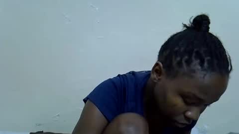 Snapshot of spicy_kittie chatting on May 18, 2026, 5:52 pm Kittle online show from May 18, 2026, 5:52 pm