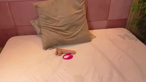 spicycarlaxx online show from March 8, 2026, 2:04 am