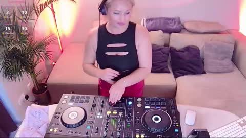 Snapshot of spicymarmelade chatting on November 8, 2025, 3:56 pm Spicy Marmelade more than you expect online show from November 8, 2025, 3:56 pm