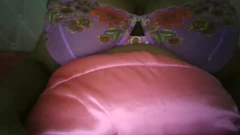 Ashanti online show from November 14, 2025, 3:05 am