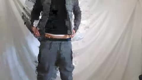 Marco. When Im offline you can view premium content in bio online show from December 19, 2025, 8:43 am