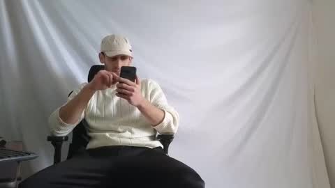 Marco. When Im offline you can view premium content in bio online show from February 12, 2026, 1:17 pm