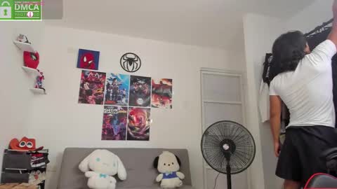 Snapshot of spideychill chatting on December 17, 2025, 5:19 pm spideychill online show from December 17, 2025, 5:19 pm