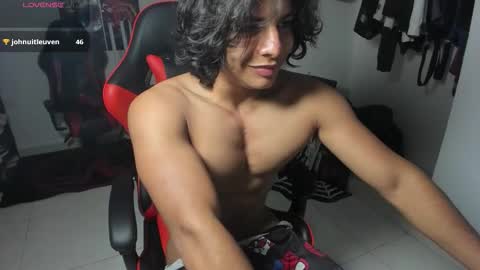 Snapshot of spideychill chatting on February 8, 2026, 1:31 am spideychill online show from February 8, 2026, 1:31 am