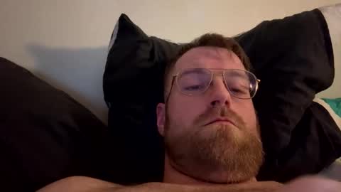 Snapshot of spint51100 chatting on April 1, 2026, 12:33 am spint51100 online show from April 1, 2026, 12:33 am