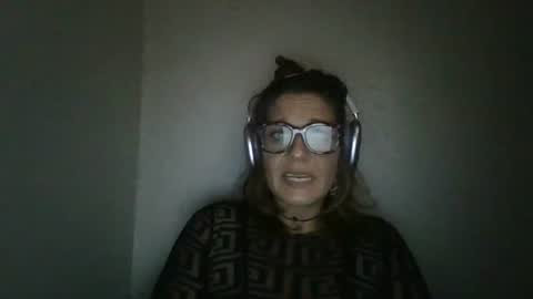 splashin777 online show from October 7, 2025, 7:55 pm