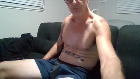 Snapshot of splashpattern chatting on December 3, 2025, 5:37 am splashpattern online show from December 3, 2025, 5:37 am