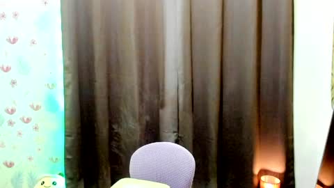 Snapshot of splendid_kim08 chatting on April 6, 2026, 9:43 am Kimmy online show from April 6, 2026, 9:43 am