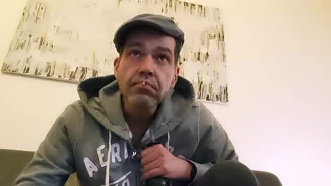 Snapshot of spliffray chatting on February 11, 2025, 12:38 am spliffray online show from February 11, 2025, 12:38 am