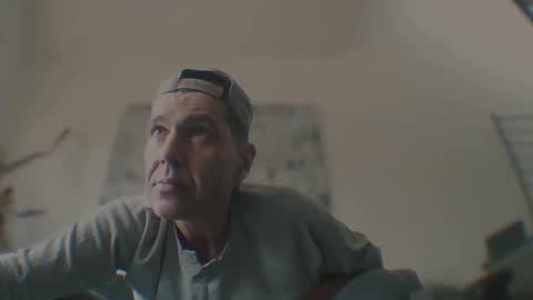 Snapshot of spliffray chatting on September 17, 2025, 4:41 pm spliffray online show from September 17, 2025, 4:41 pm