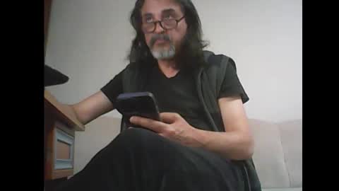 Spoiled online show from November 7, 2025, 3:01 pm