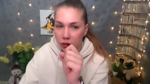 Karina online show from March 11, 2025, 8:20 am