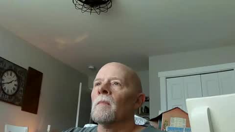 Snapshot of sportfish chatting on March 7, 2026, 7:55 pm sportfish online show from March 7, 2026, 7:55 pm