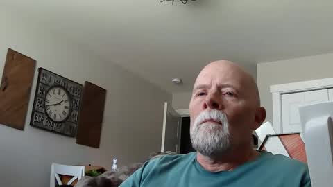 Snapshot of sportfish chatting on May 9, 2026, 8:14 pm sportfish online show from May 9, 2026, 8:14 pm