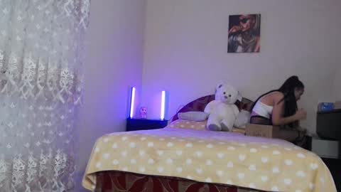 Tips are the best compliment to a woman online show from January 9, 2025, 4:49 pm