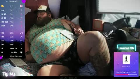 Snapshot of squeaks724 chatting on December 2, 2024, 4:09 pm Your Pal Squeaks online show from December 2, 2024, 4:09 pm