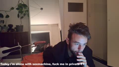 Snapshot of squirtproff chatting on September 29, 2025, 6:13 pm Squirtproff online show from September 29, 2025, 6:13 pm