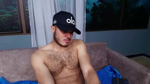 Snapshot of sr_cryp chatting on February 26, 2025, 4:03 am JOHAN online show from February 26, 2025, 4:03 am