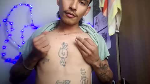 sorry mom online show from November 28, 2025, 9:06 pm