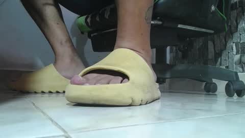 sr master cum its my old account online show from December 16, 2025, 6:35 pm