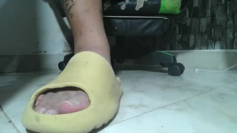 sr master cum its my old account online show from December 19, 2025, 8:10 am