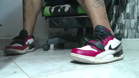 sr master cum its my old account online show from January 11, 2026, 6:57 pm