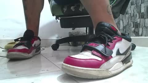 sr master cum its my old account online show from June 16, 2026, 7:27 pm