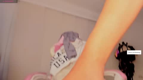 Snapshot of srita_laura chatting on March 2, 2026, 4:47 am Laura online show from March 2, 2026, 4:47 am