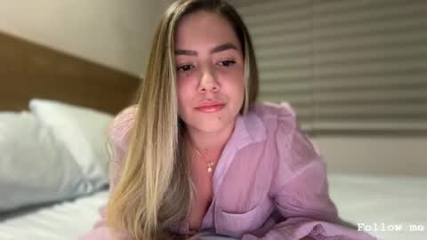 Sophie 3 online show from May 6, 2026, 2:40 am