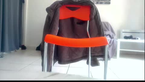 ssenzo online show from February 2, 2025, 11:51 am