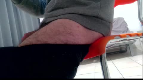 ssenzo online show from September 26, 2025, 6:23 pm