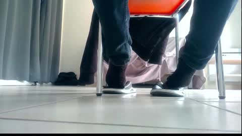 ssenzo online show from December 15, 2025, 9:35 am