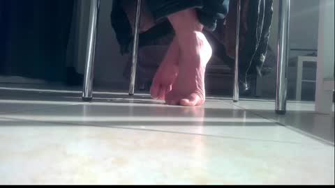 Snapshot of ssenzo chatting on May 6, 2026, 4:23 pm ssenzo online show from May 6, 2026, 4:23 pm