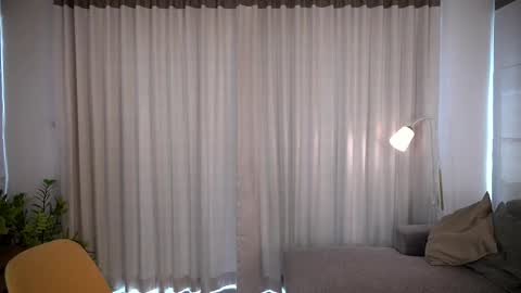 Scarlett online show from March 12, 2025, 7:13 am