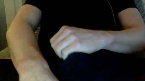 HIM online show from November 10, 2025, 7:02 pm